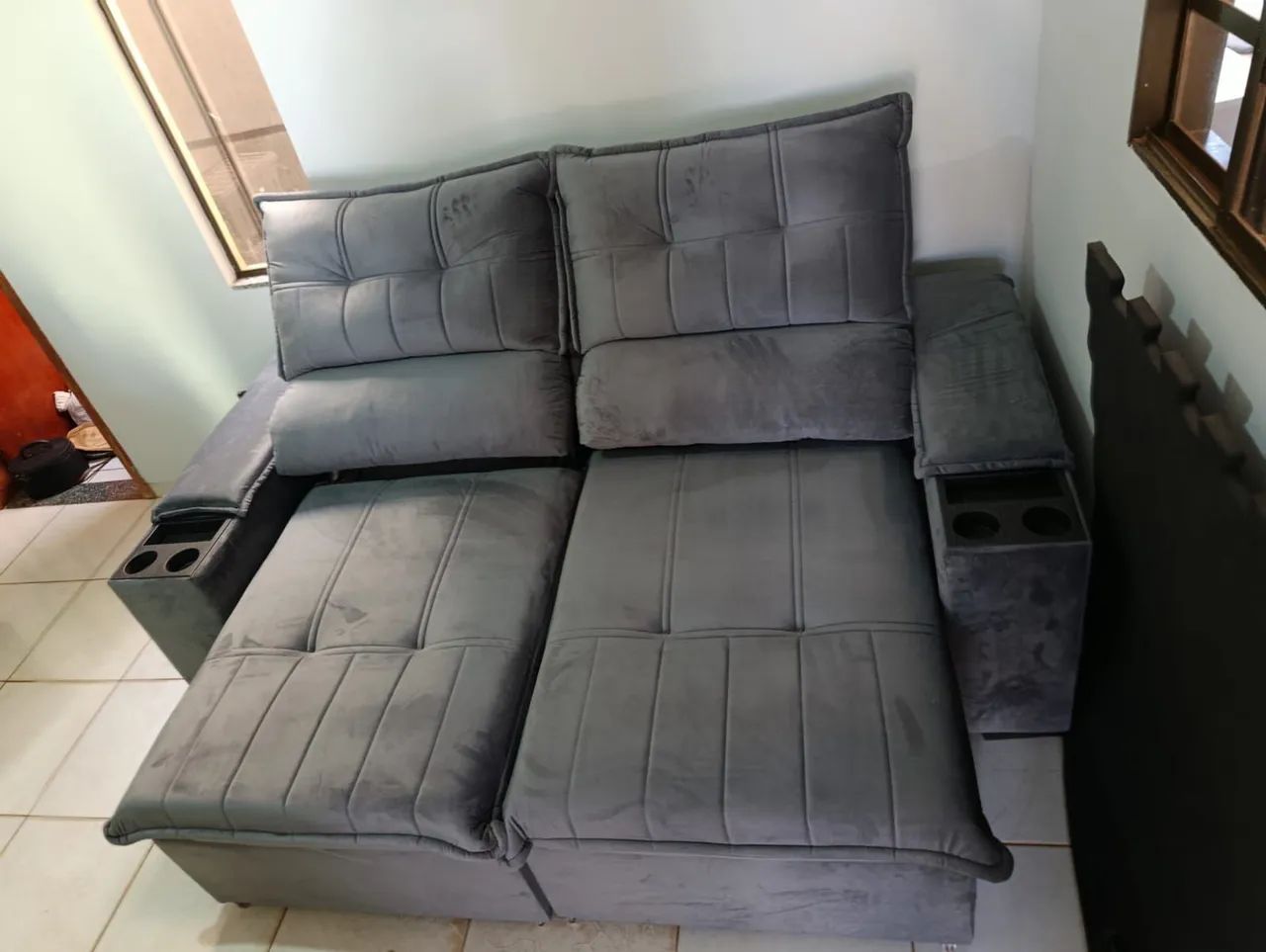Sofá havana retrátil reclinável duplo Molejo com molas ensacadas tecido veludo