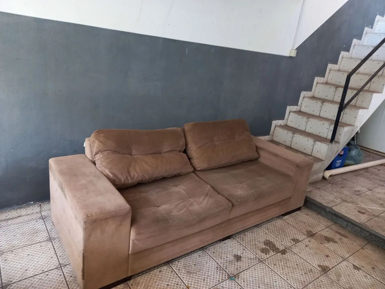 Sofá 3 lugares - Foto 2