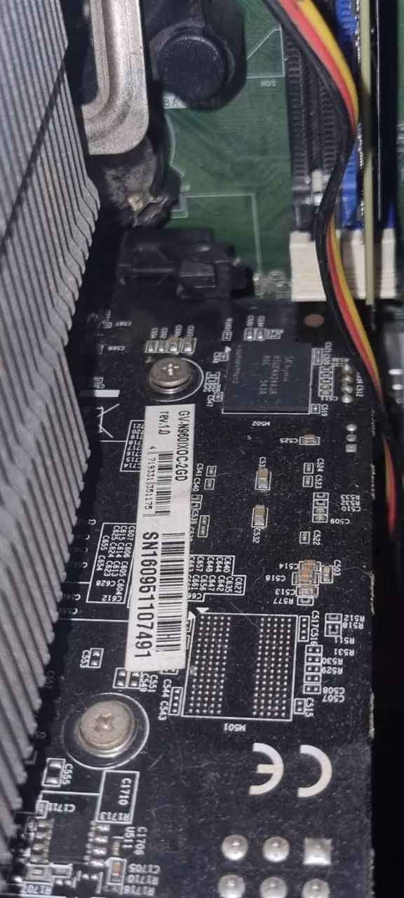 Vendo tudo por 750$ sei que ligar mas estou sem tempo para mexer nele direito - Foto 2