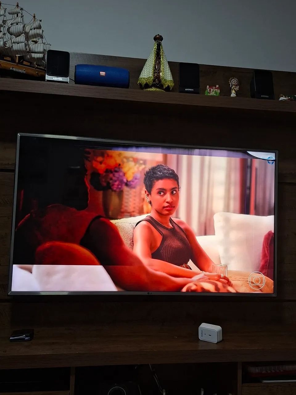 TV LG 4K 50 POLEGADAS (TELA COM PROBLEMAS) - Foto 5