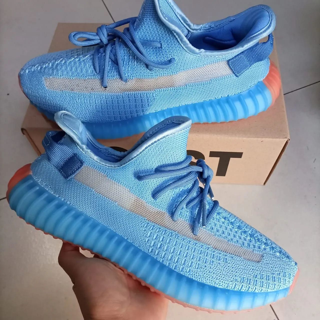 Tênis Yeezy - Foto 5