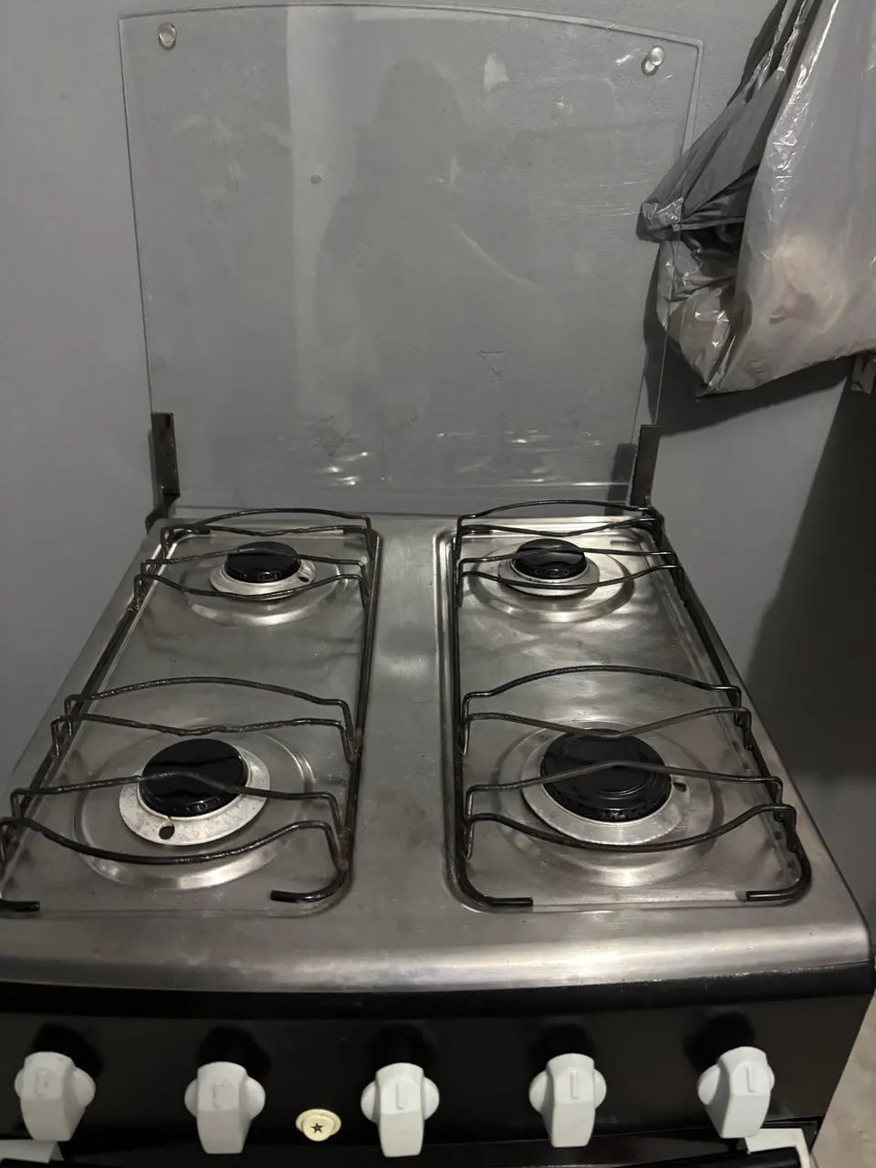 Vendo fogão 4 bocas  - Foto 3