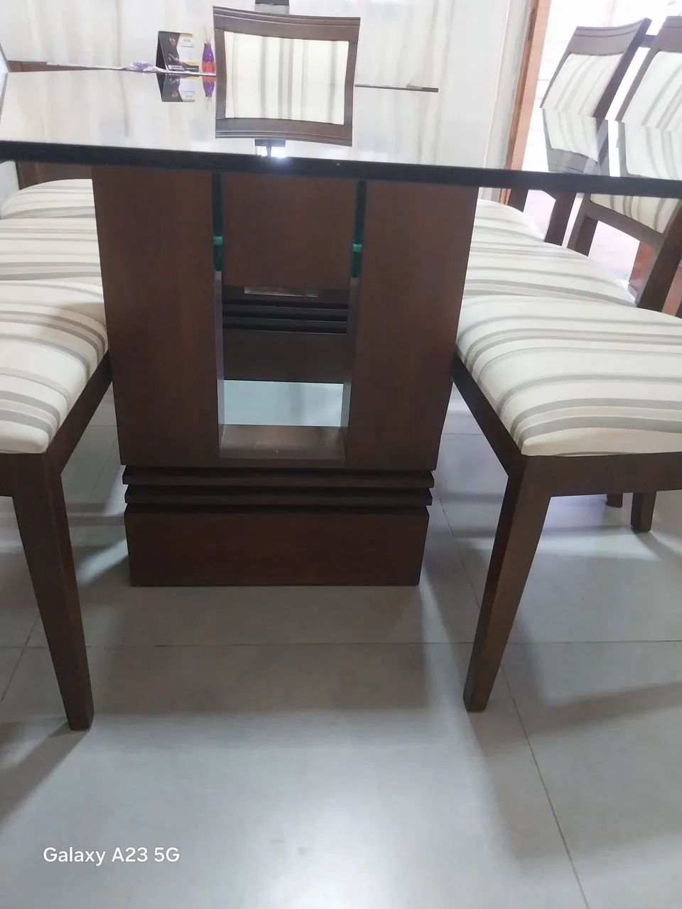Mesa de com 8 cadeiras da moveis Casa Verde  - Foto 3