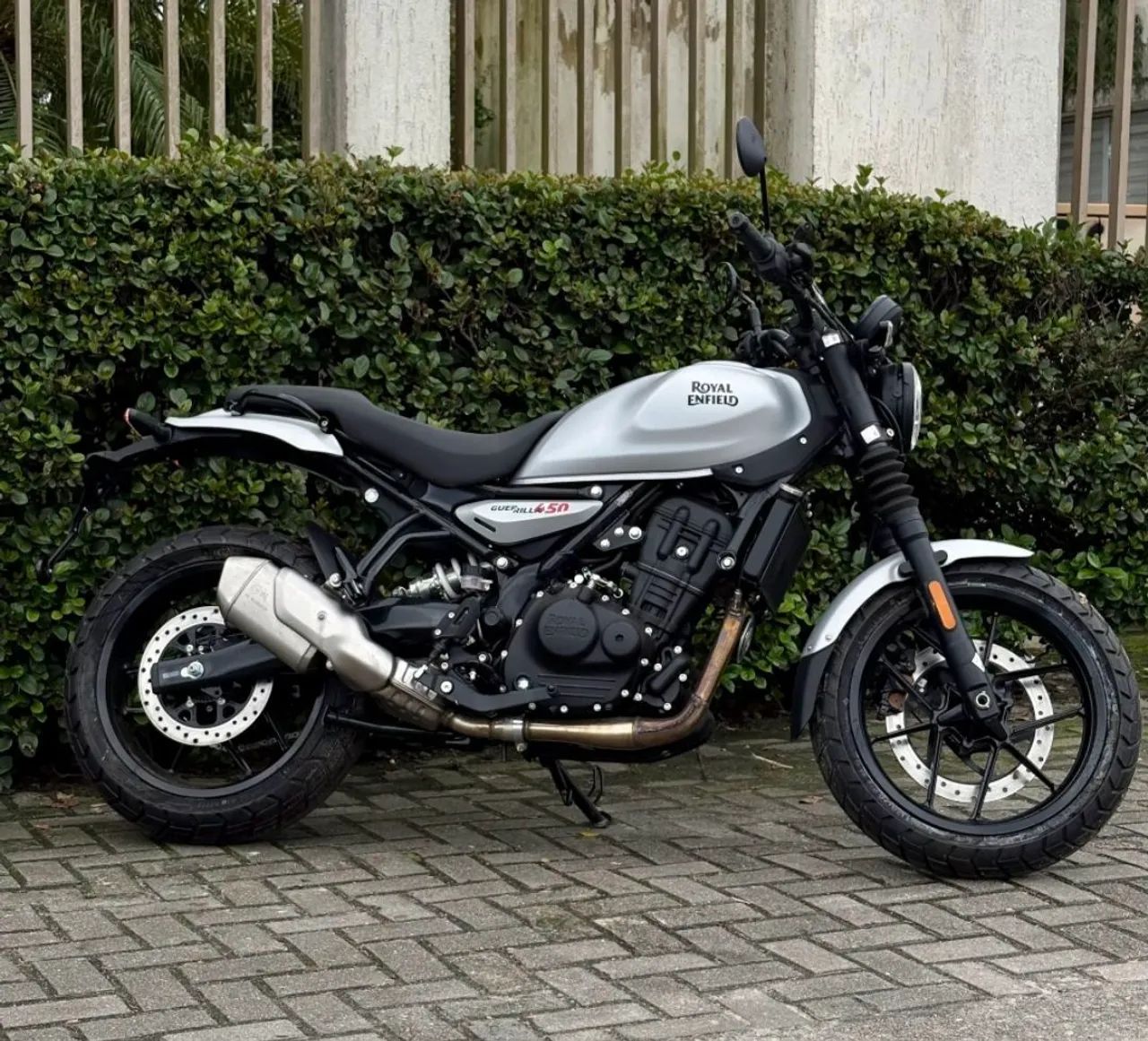Guerrilla Smoke Silver 450cc - Amanda - Foto 2