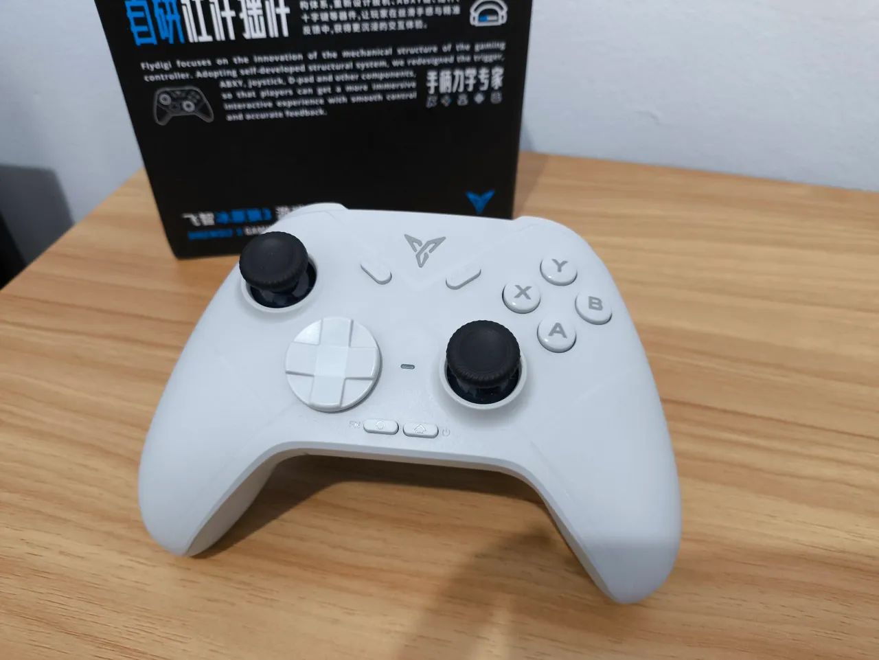 Controle Flydigi Direwolf 3 Hall Effect, 2.4ghz, PC, SWITCH, ANDROID e IOS