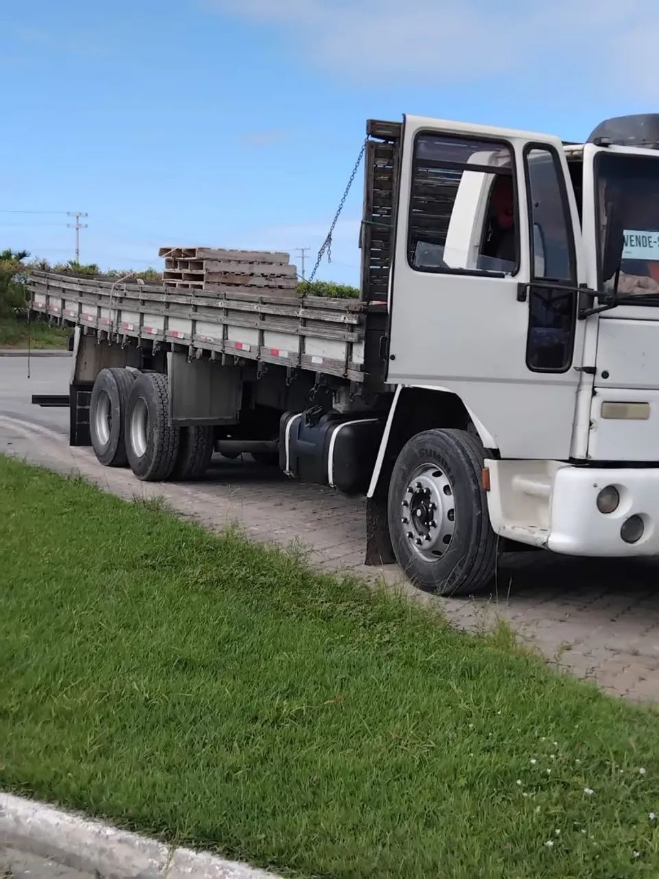 Caminhão Ford Cargo 1622