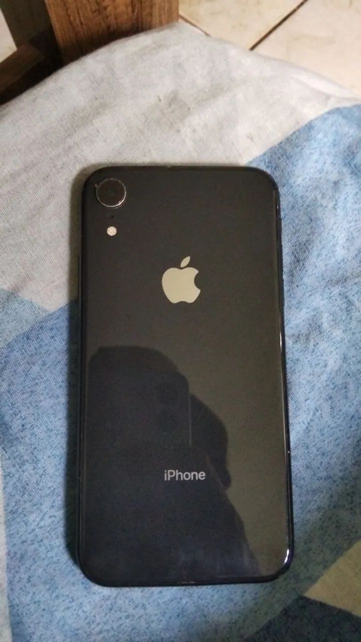 Vende-se iPhone Xr - Foto 2