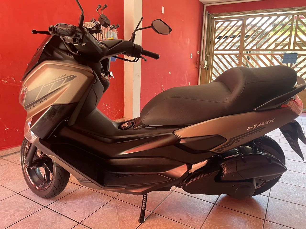Yamaha NMax  - Foto 2