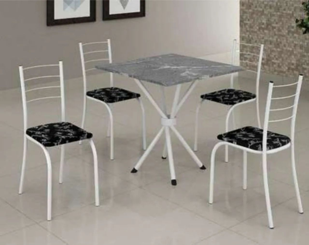 Mesa 4 cadeiras 