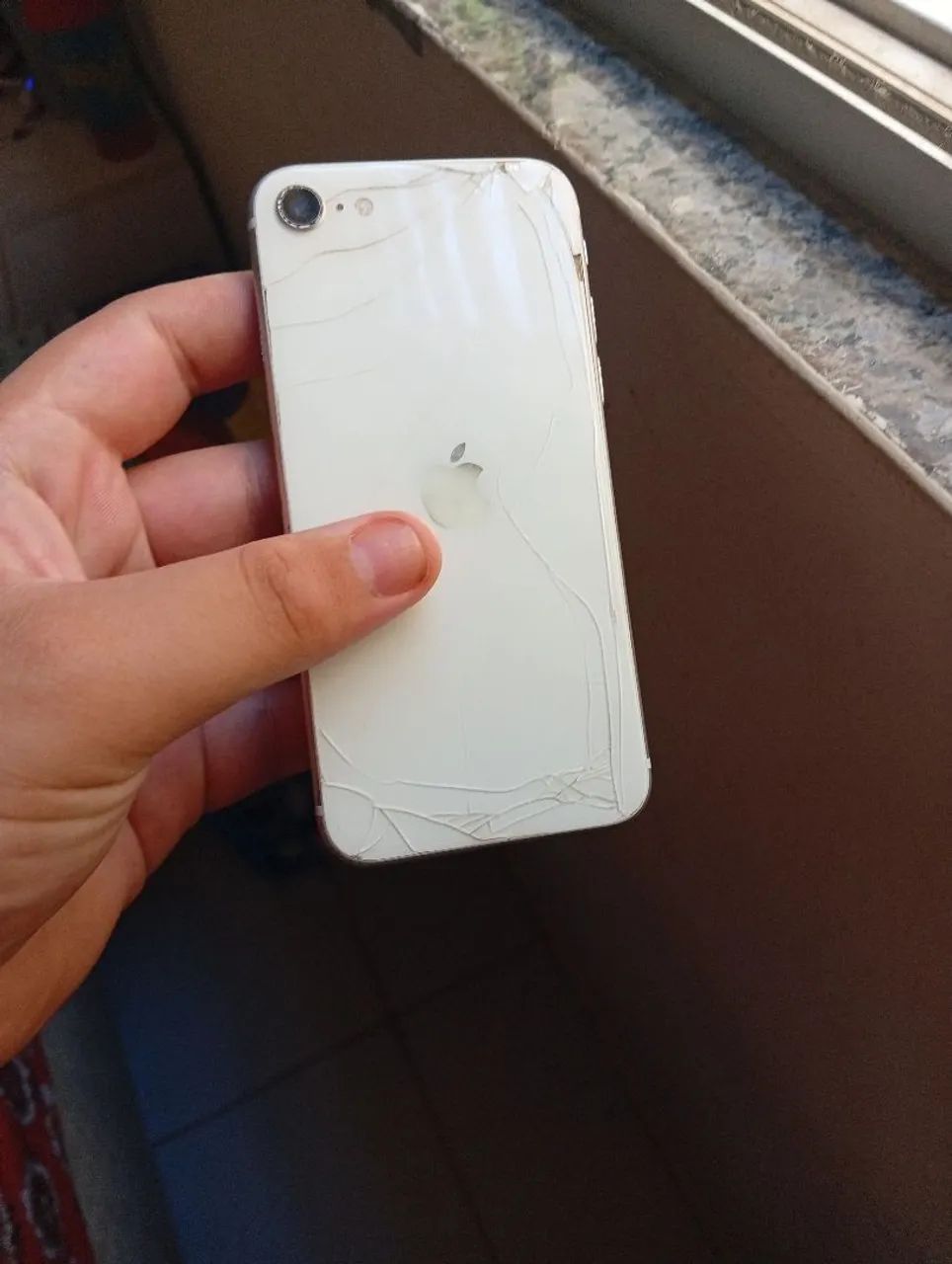 VENDO OU TROCO IPHONE SE! - Foto 3