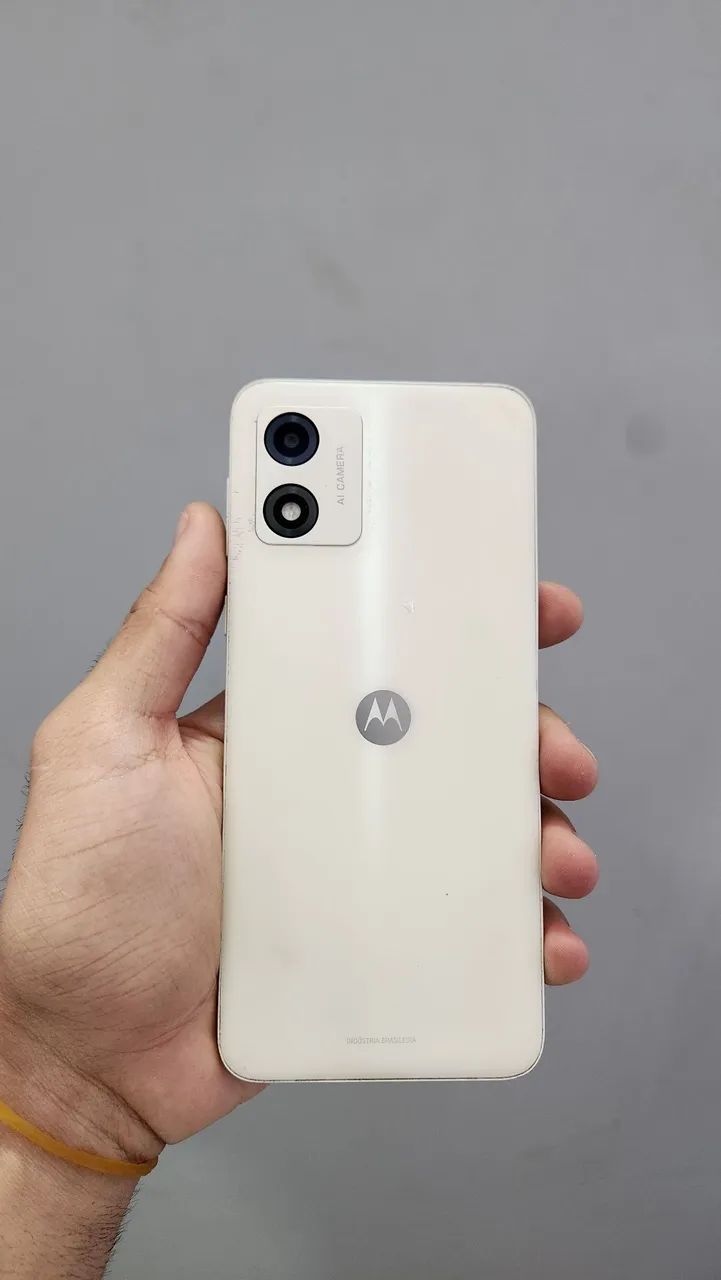 Moto e13