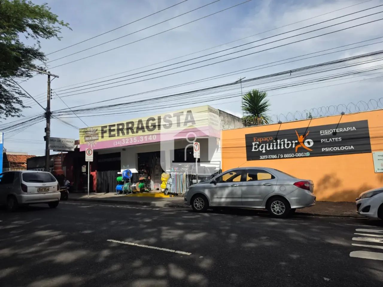 Imóvel comercial e residencial à venda no bairro Luizote de Freitas. - Foto 5