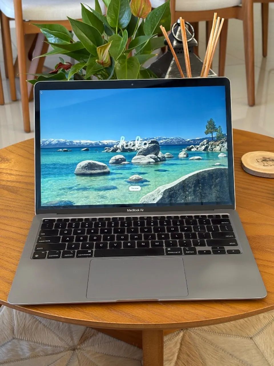 Macbook Air M1, 13 polegadas - 8GB RAM/512GB SSD c/ Folio NORDWEG