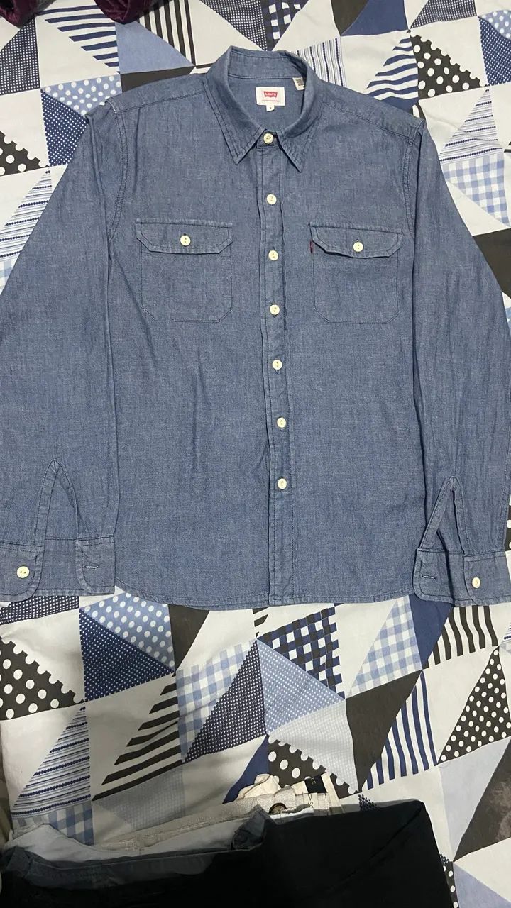 camisa levis tamanho p  - Foto 5