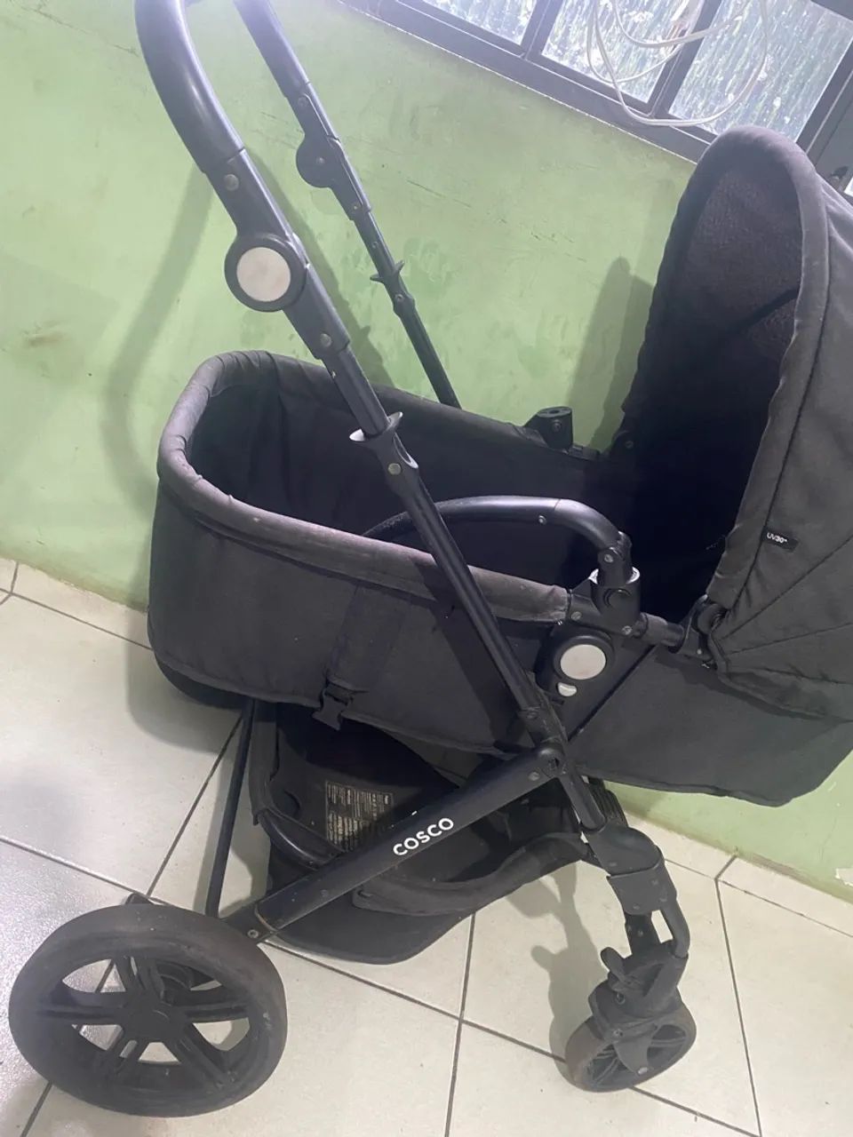 Vendo carrinho de bb cosco 