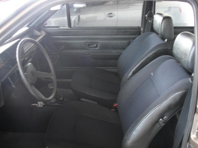 Vw - Volkswagen Voyage ( Placa Preta ) - Foto 7