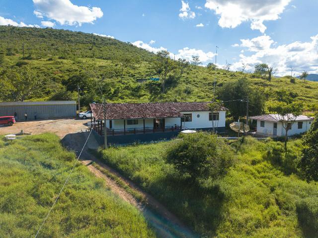 Magnífica fazenda 3.330 tarefas, a 23 km de jequié, br 116 na porta - Foto 3
