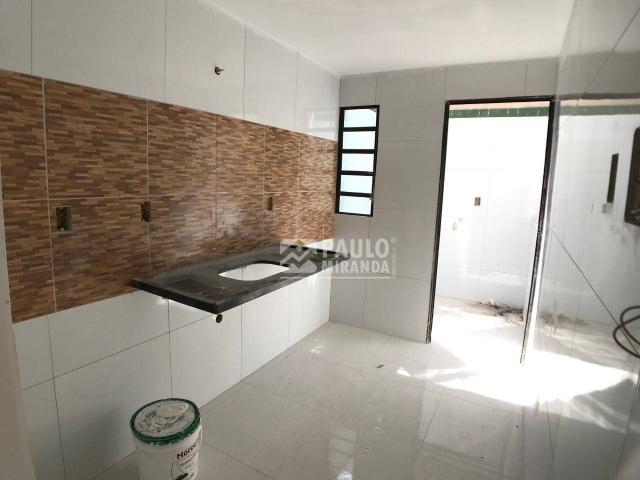 Lançamento em bairro novo - acabamento alto padrão e localização extra - Foto 2