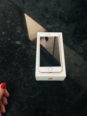 IPhone 6s a vista 800 e no cartão 900