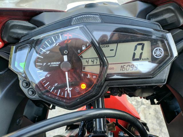 Yamaha yzf R3 - Foto 4