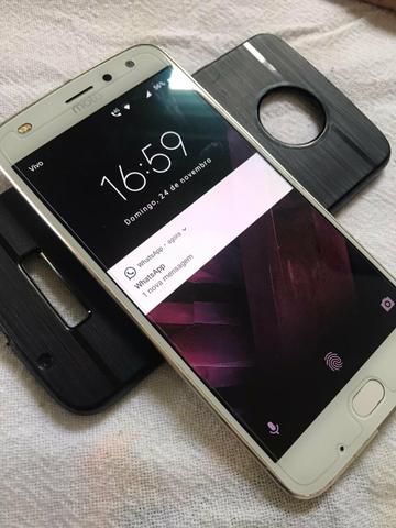 Motorola Z2 play