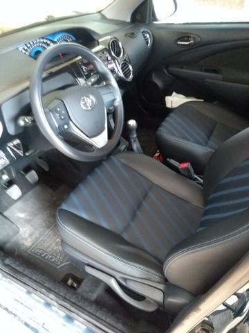 Automóvel - Foto 4