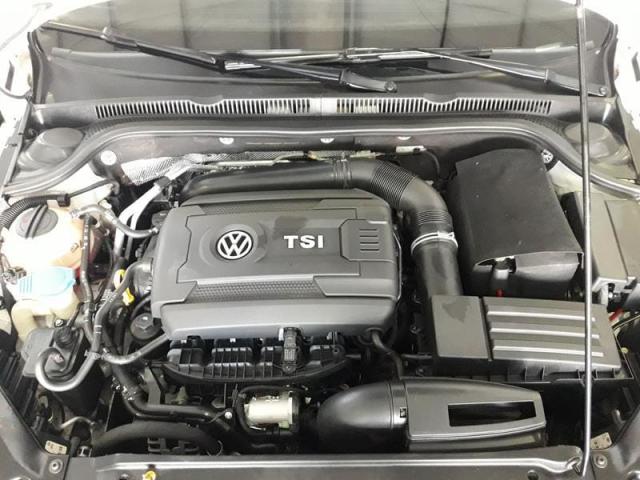 VOLKSWAGEN JETTA 2.0T - Foto 9