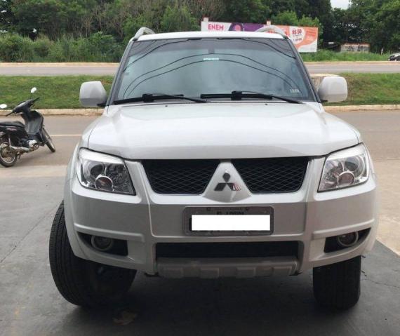 PAJERO TR4 2013/2014 2.0 4X4 16V 140CV FLEX 4P AUTOMÁTICO