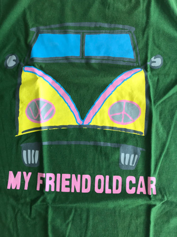 Camiseta Kombi usada 1 vez - Foto 2