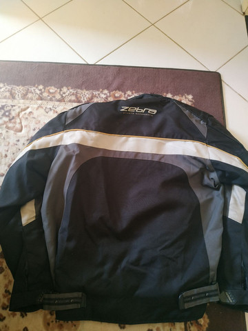 Jaqueta motociclista - Zebra - Usada - ( M )
