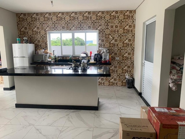 Casa térrea 3 suítes, piscina e churrasqueira - Foto 4
