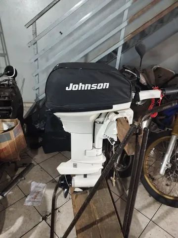 Motor de popa Johnson 15 Hp - semi novo