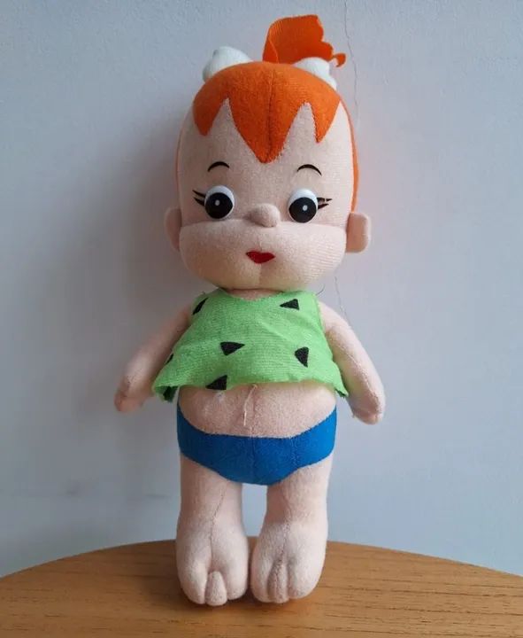 Boneca Pedrita 28cm