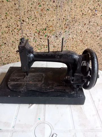 Máquina costura antiga