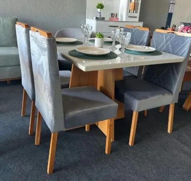 Mesa de jantar com 4 cadeiras ( temos a pronta entrega)