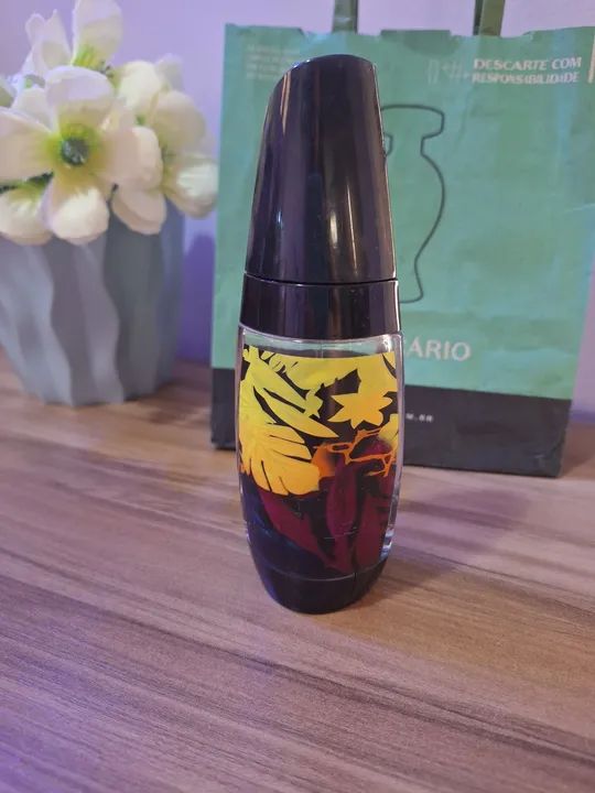 Embalagem vazia do Make B tropical colors - Foto 4