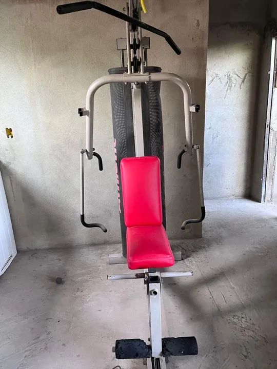 Estação de Musculação. Vendo por 1.200,00 ou troco por uma Bike.