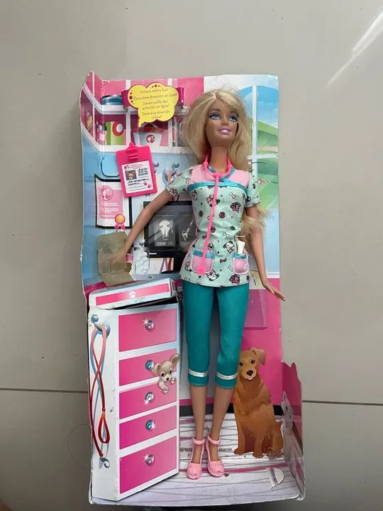 Barbie veterinária 