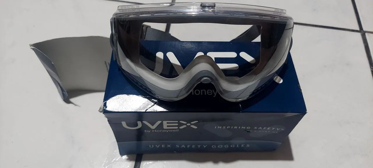 Óculos de proteção uvex importado