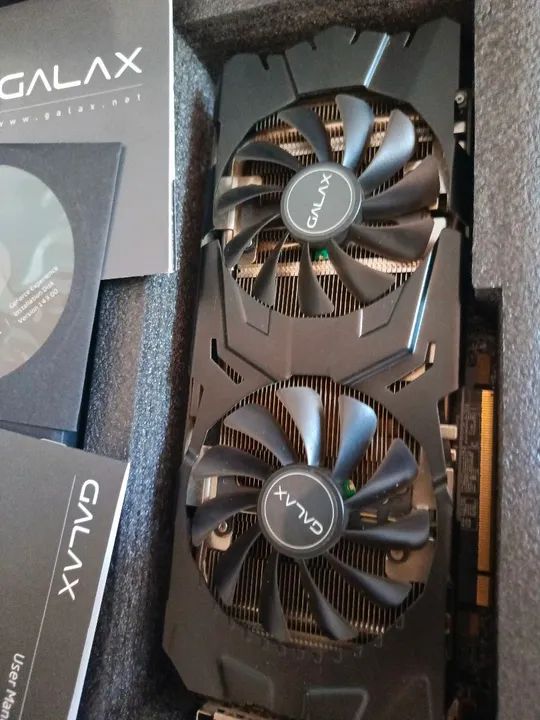 Placa de Vídeo Galax GeForce GTX 1070 - Foto 2