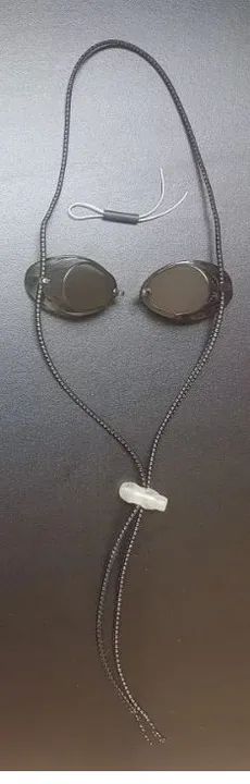 Óculos de natação sueco fumê