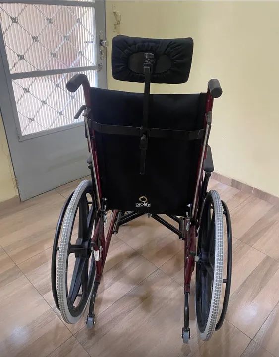 Cadeira de Rodas - Foto 4