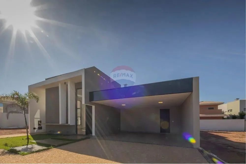 Casa a venda, condomínio Bourbon-Jaboticabal-SP, 3 quartos, sendo 3 suítes, 219 metros qua