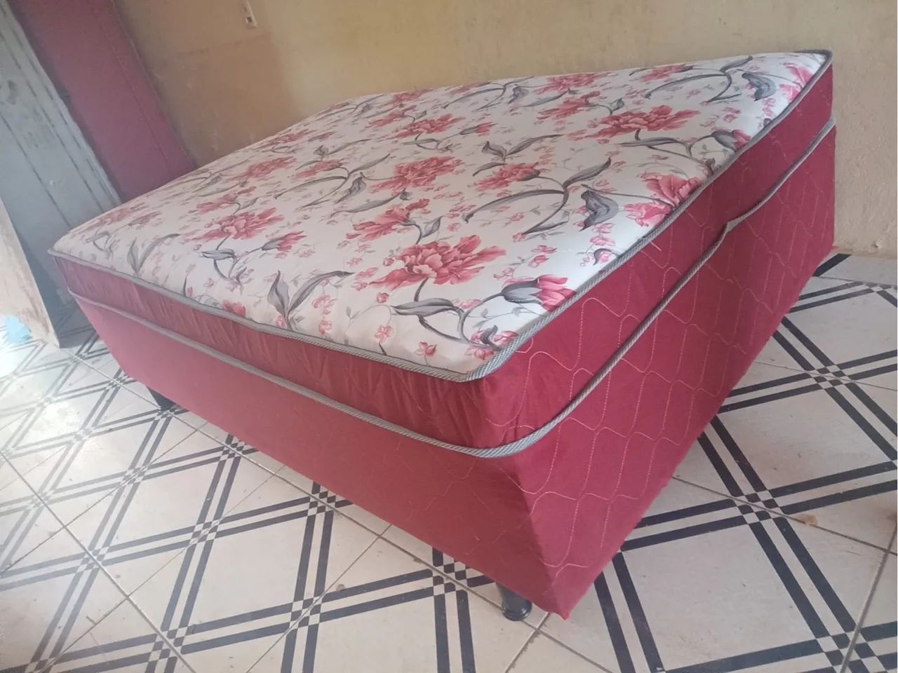 CAMA BOX DE CASAL, ENTREGA GRATIS ? - Foto 3