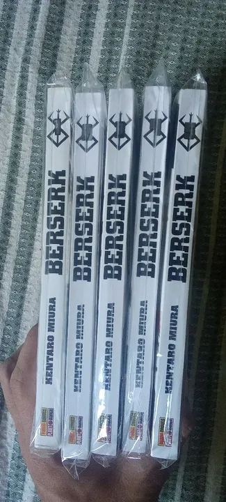 BERSERK volume 1 ao 5