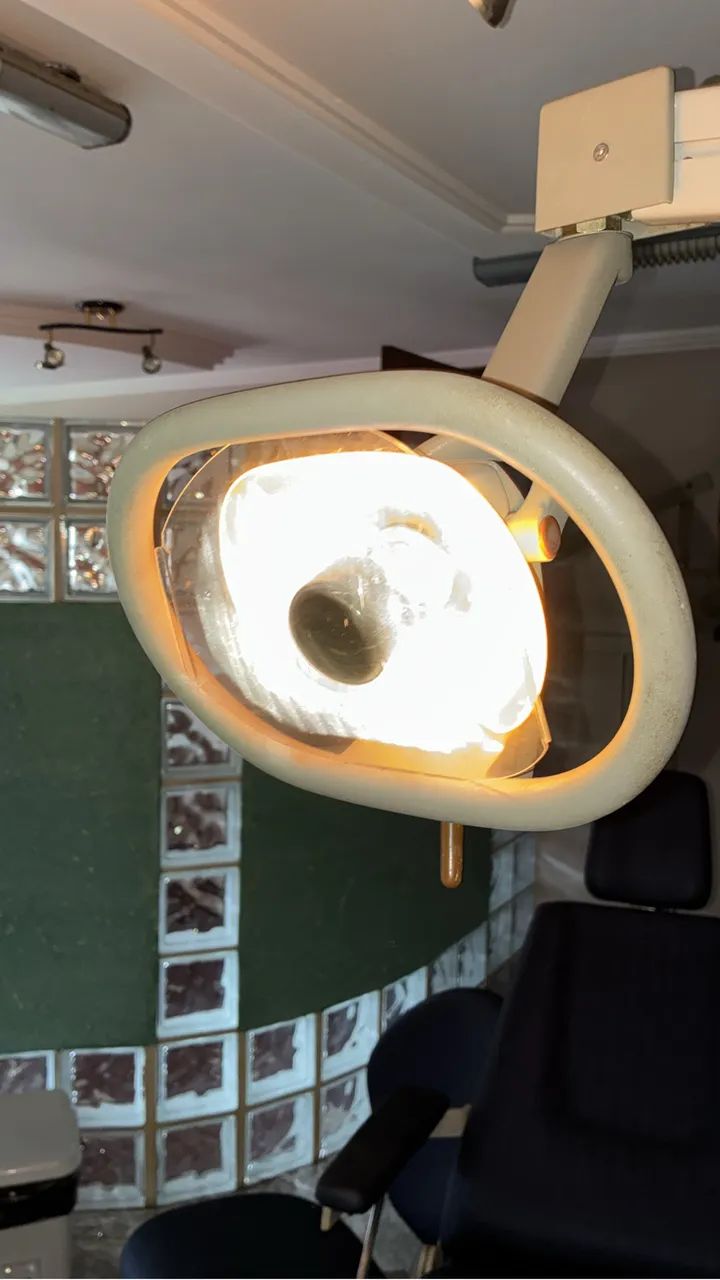 Cadeira odontológica Dabi Atlante completa - Foto 3