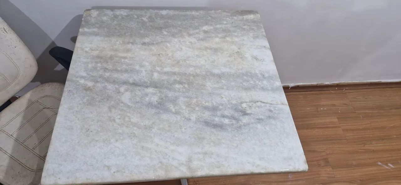 Mesa de mármore para sala de jantar