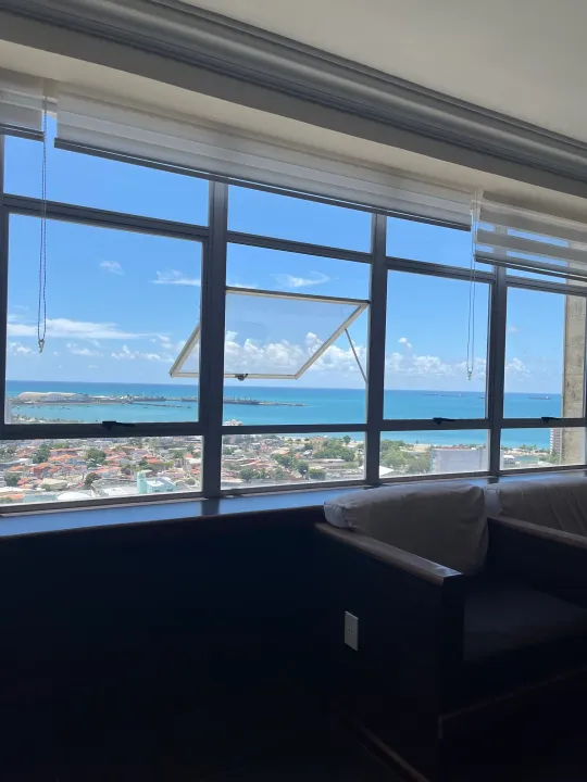 Alugo Lindo Apartamento no Farol com Vista Mar