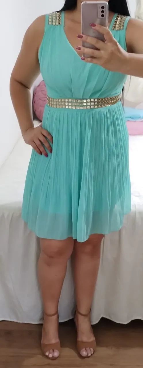 Vestido para festa verde claro