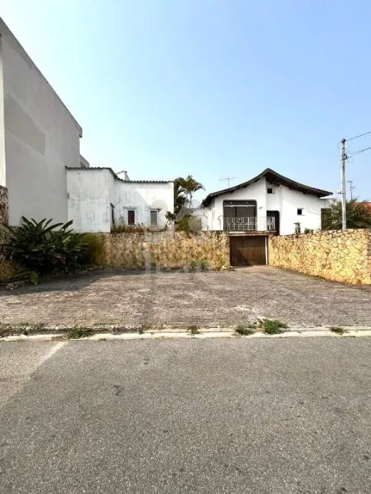 Sobrado à venda, Bairro: Alto do Ipiranga Mogi das Cruzes/SP.